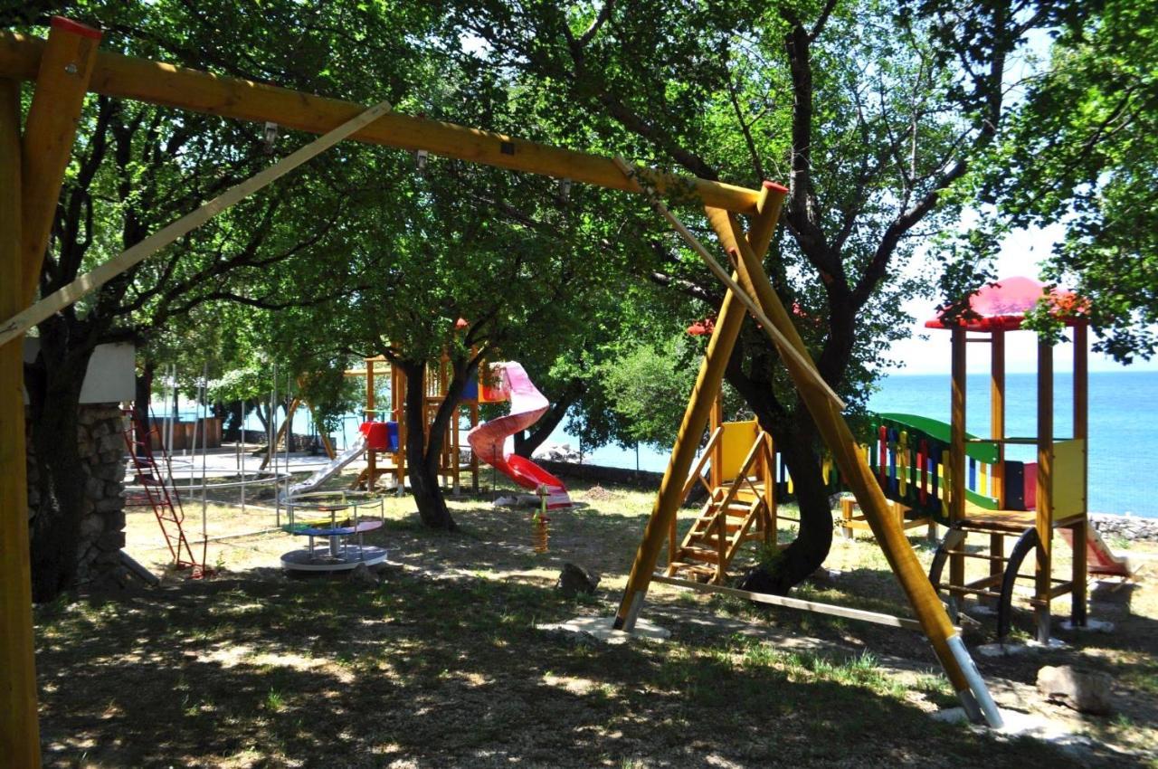 Mobile Home Nebo Luxus 클레노비차 외부 사진